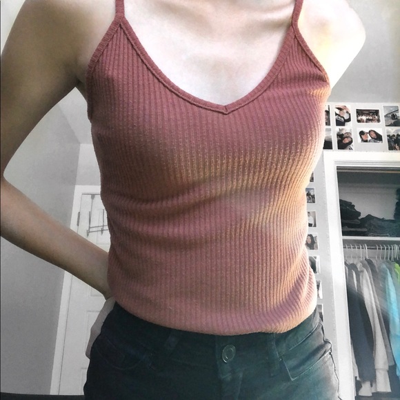 🦋2/$25🦋  ROUGE TANK - Picture 2 of 3